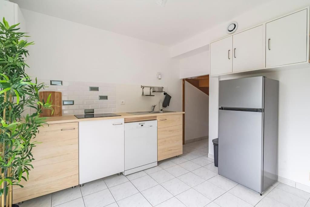 Apartamento Logis Du Lys Boult-sur-Suippe Exterior foto